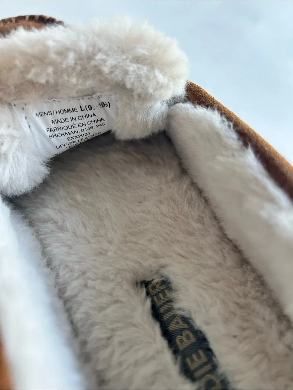 Eddie Bauer Tan Suede White Faux Fur Lining Rubber Outsole Slippers size 10